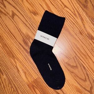 Vince Black Women's Cashmere/Wool blend Socks